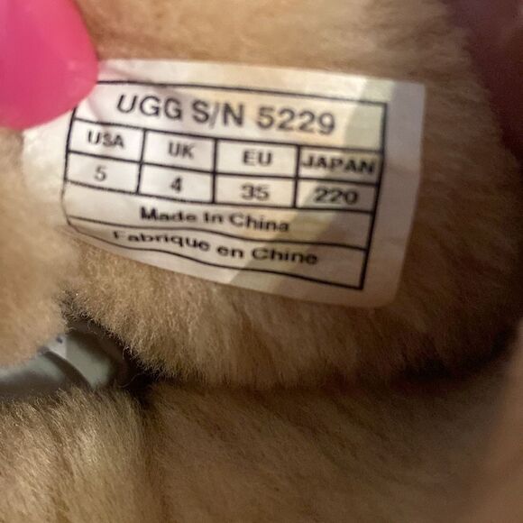 Ugg boots with sherling lining size 5 - Picture 7 of 8